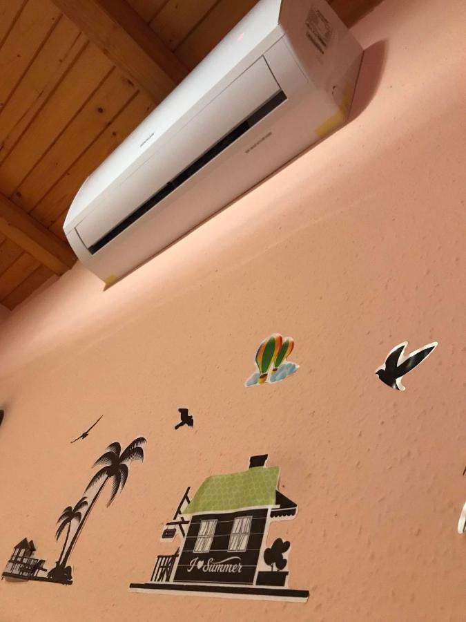 Tahiti Apartman Apartment ไฮจ์ดุสโซบอสโล ภายนอก รูปภาพ